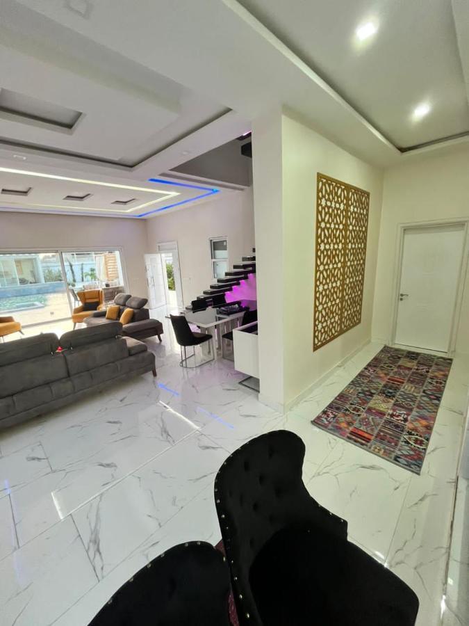 Diamond House Villa ซาลี ปอร์ตูดัล ภายนอก รูปภาพ