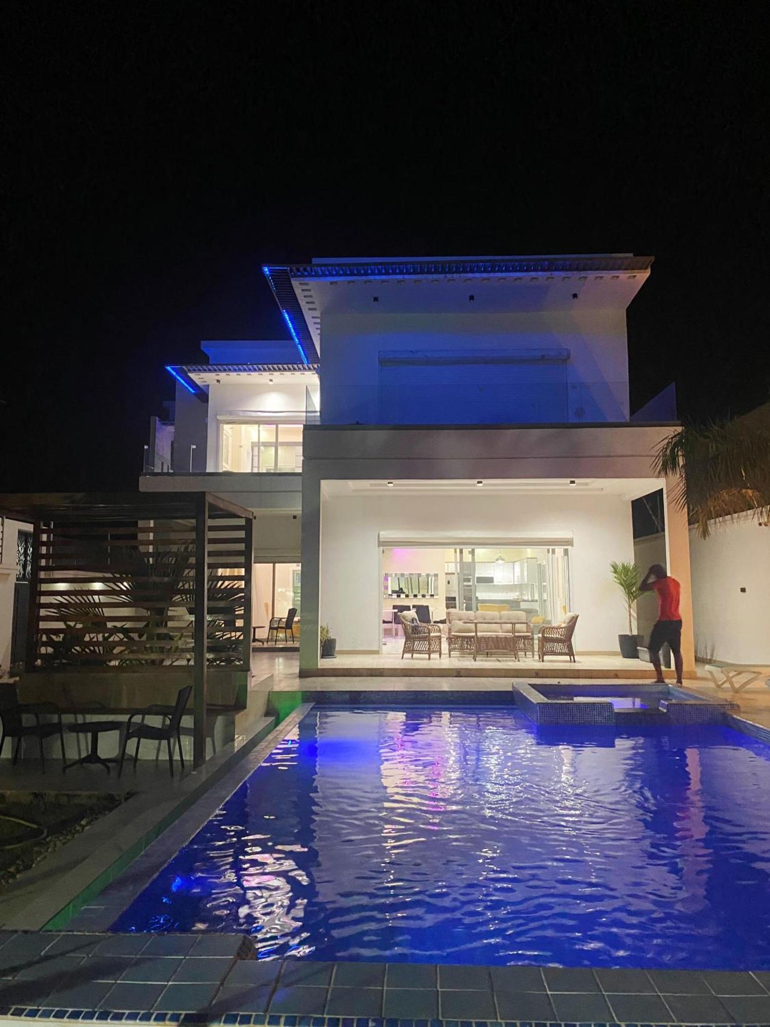 Diamond House Villa ซาลี ปอร์ตูดัล ภายนอก รูปภาพ